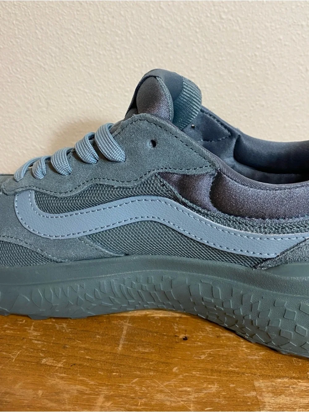 Vans Ultrarange Neo Vr3 Stormy Weather Blue - Size 9